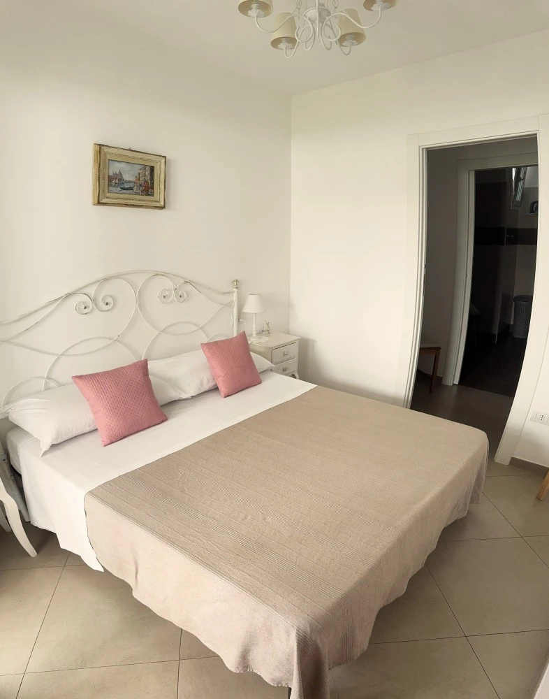 Alba B&b-4