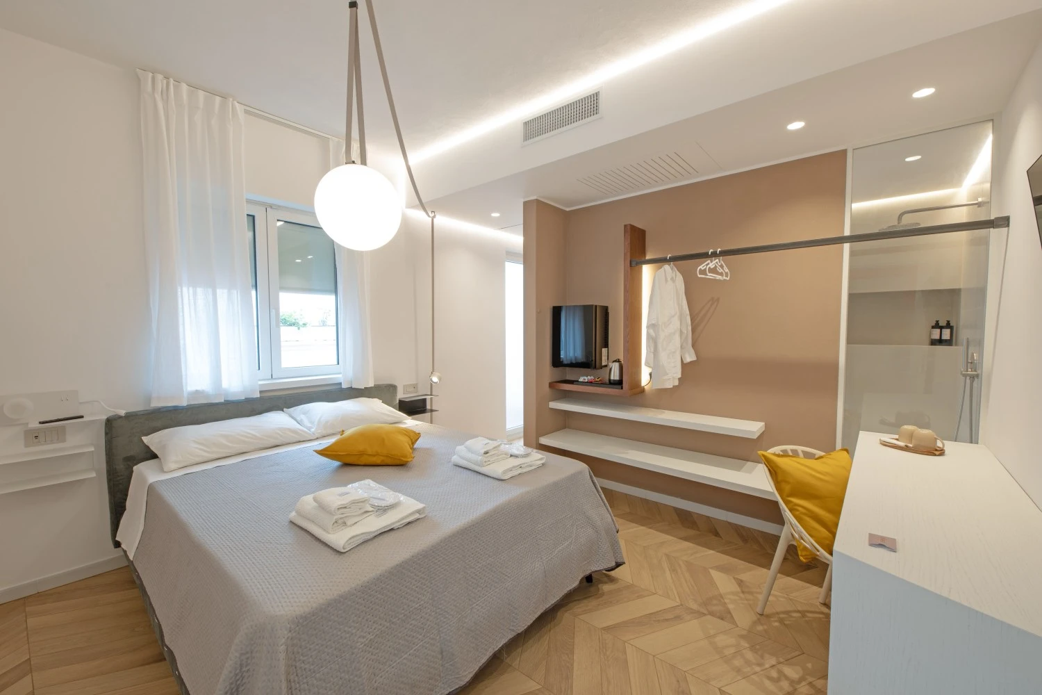 Elisea Your City Escape-1