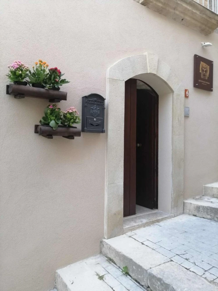 Lucernaio Rooms Affittacamere-2