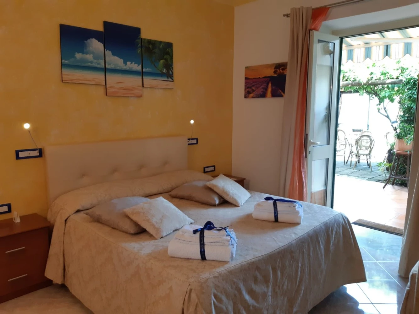 Ravello Rooms-5