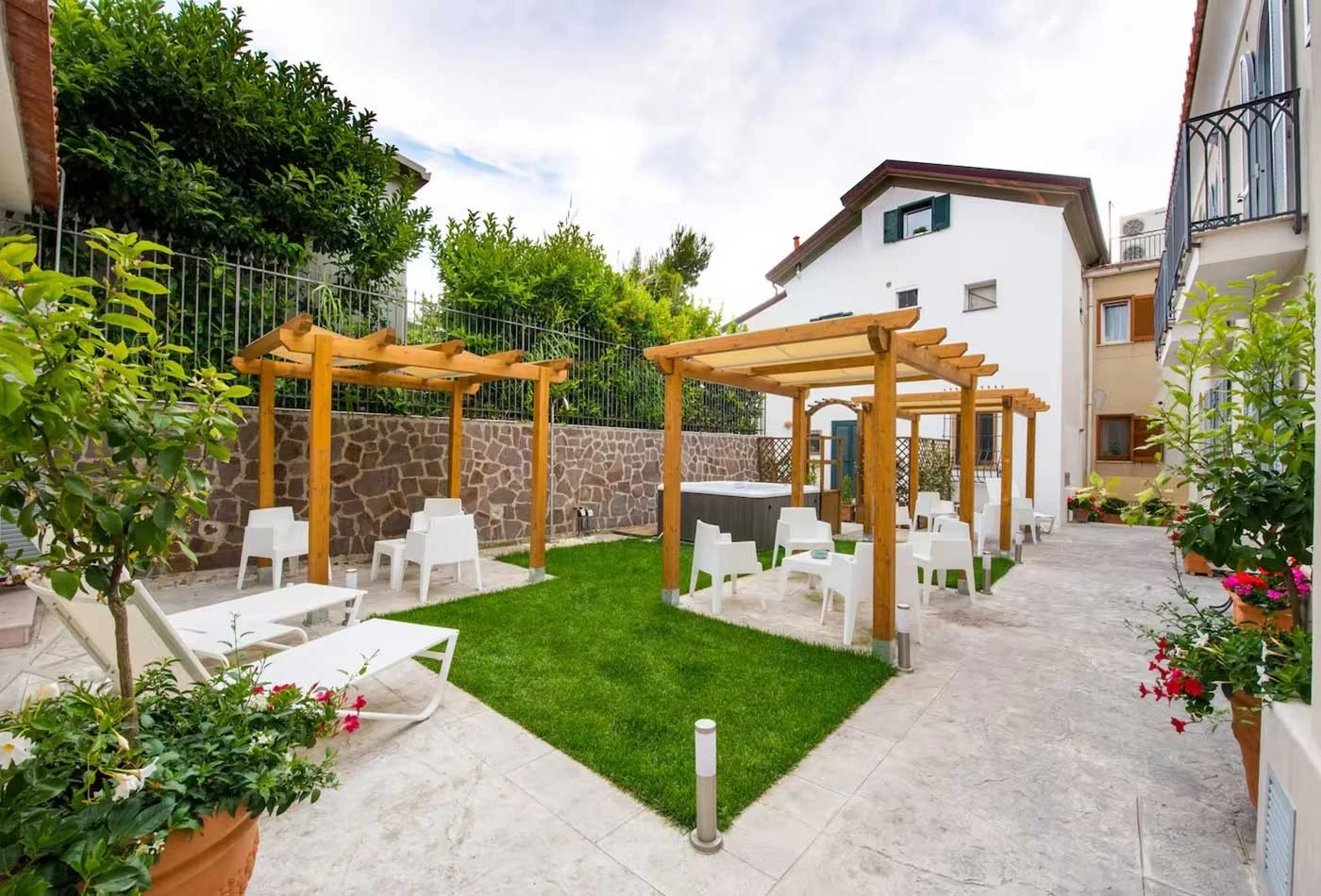 Ravello Holiday House-2