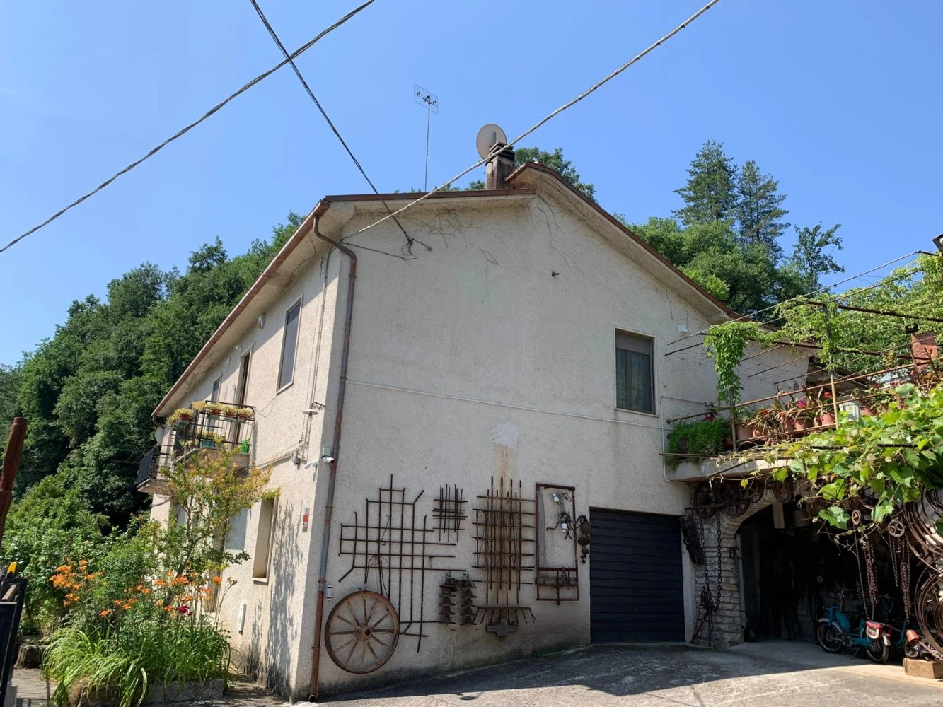 Tra Fiori E Antichità-1