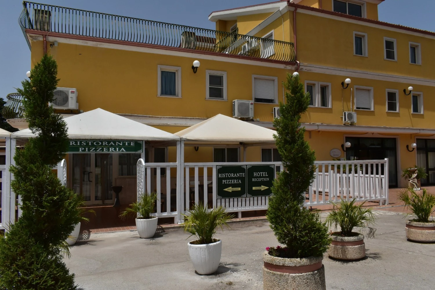 Hotel Ristorante Garden-1