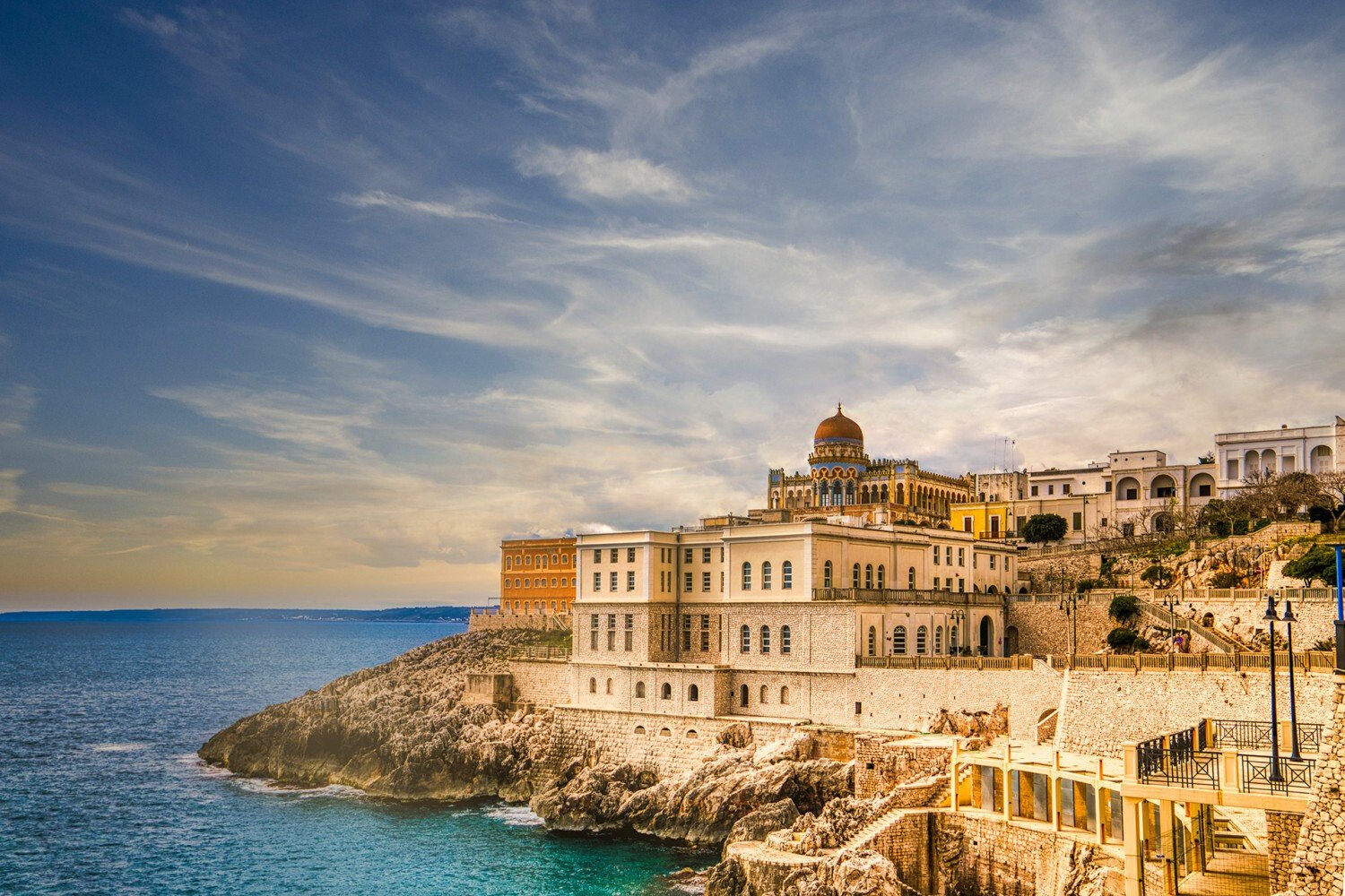 Al via le Esperienze Guidate gratuite  dell’InfoPoint: si parte con il 1 agosto con la visita di Santa Cesarea Terme e la Festa della "Cucuzzata"