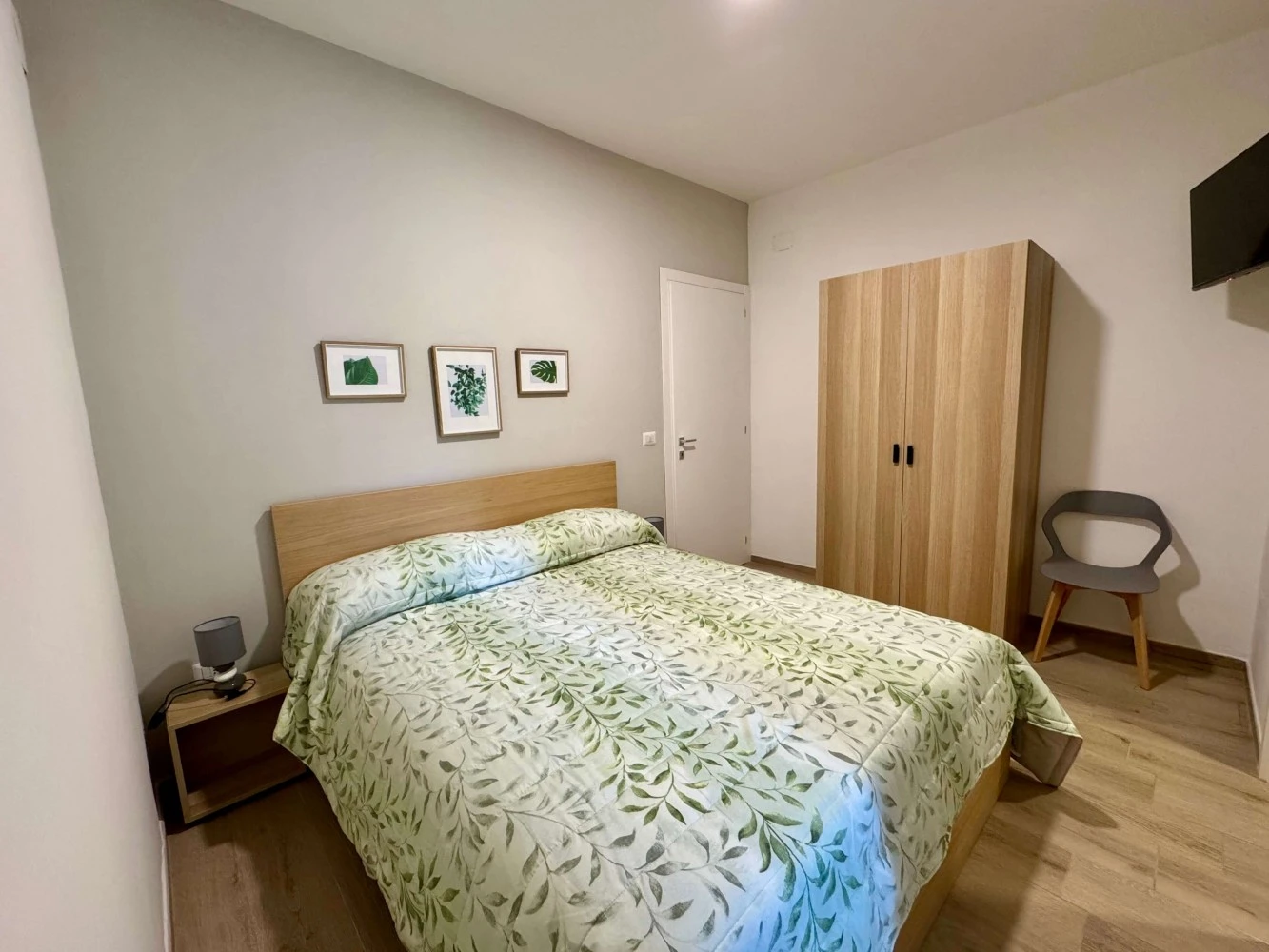 Cassandra Rooms Lt-1