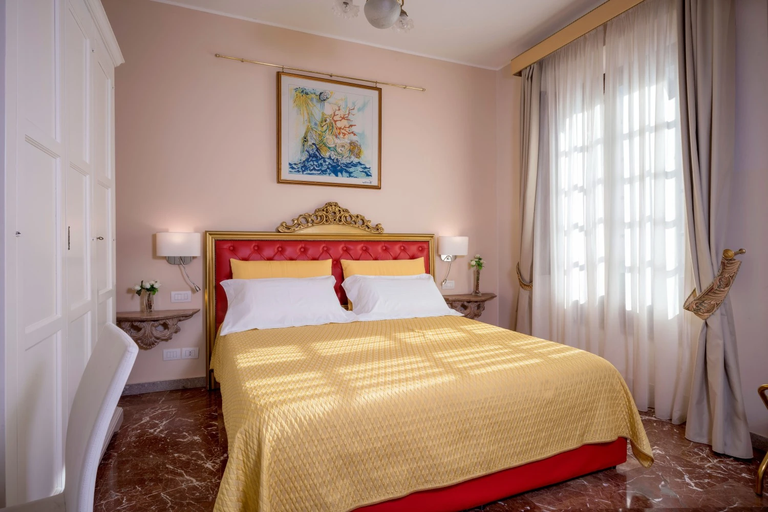 Porta Di Mezzo Suites & Rooms-1 