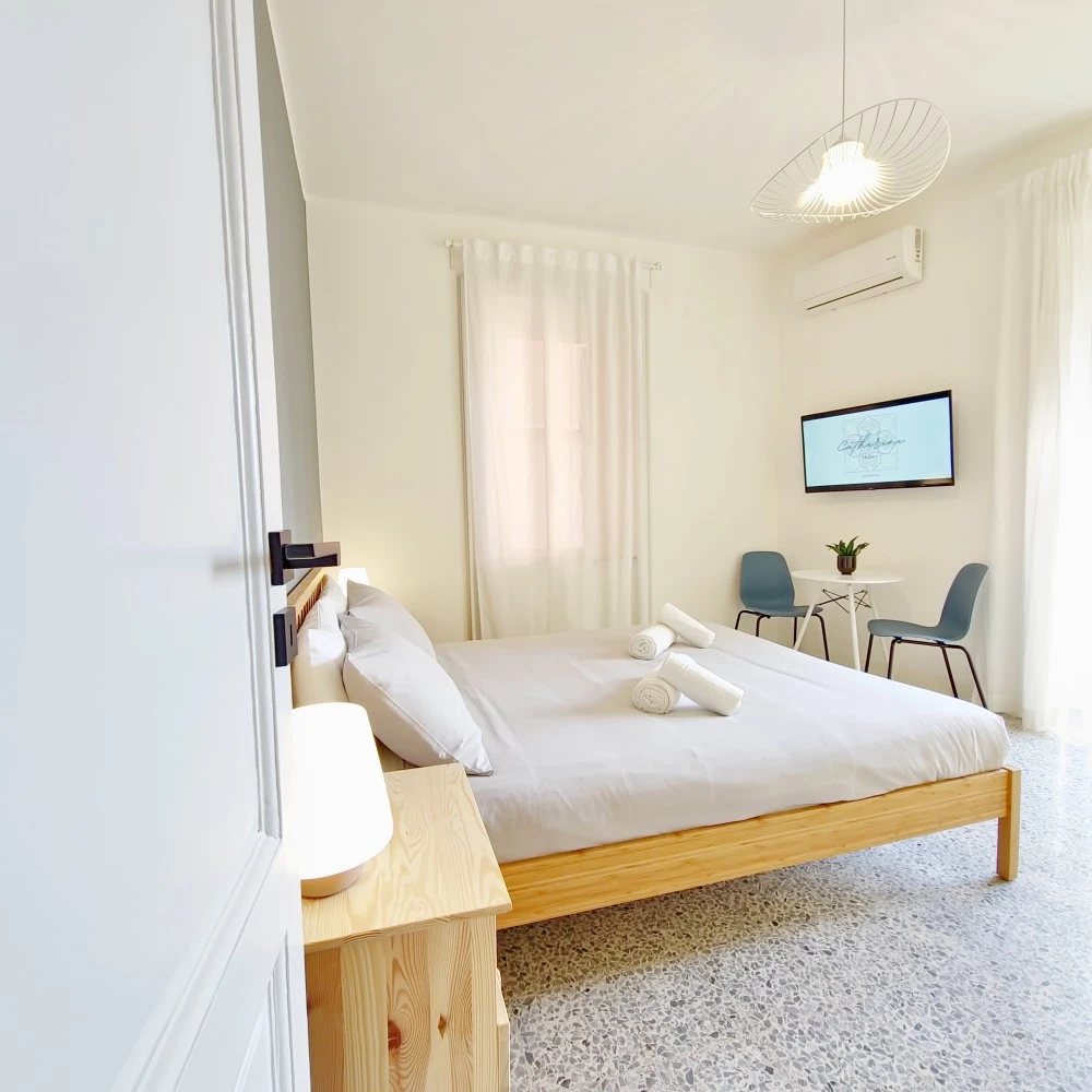 Catherine Home-1