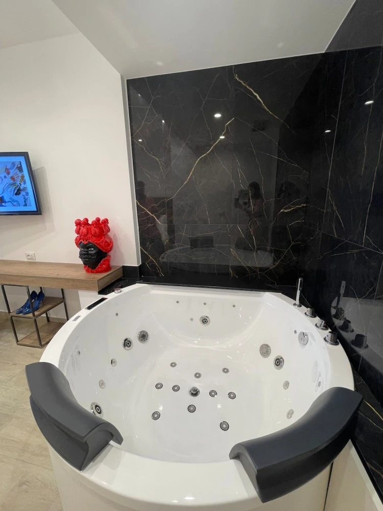 Namuri Luxury Rooms-3