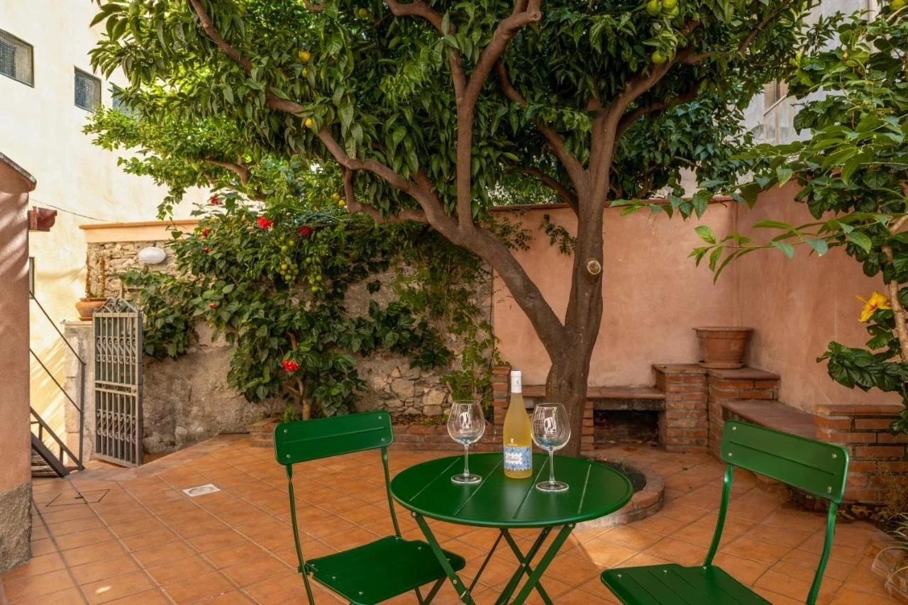 Home Ottaviano 16-4