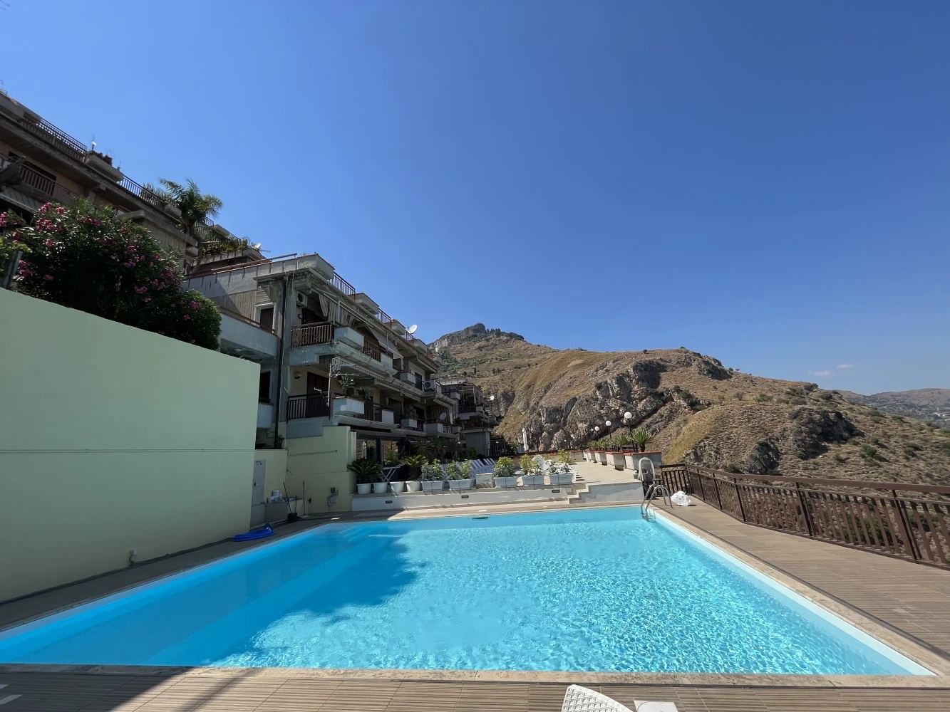Little Paradise-little Sunshine-maison Blu-1
