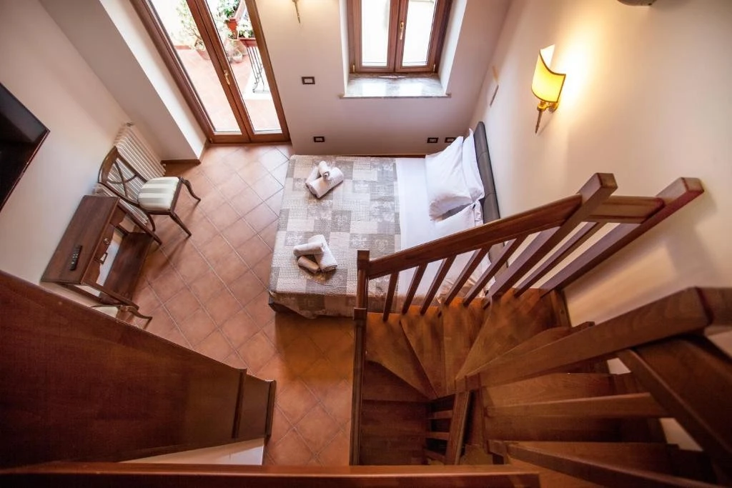 Tina House-2