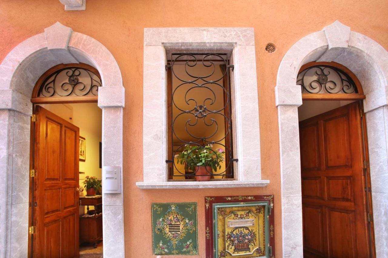 Casa Antico Borgo Cuseni-1