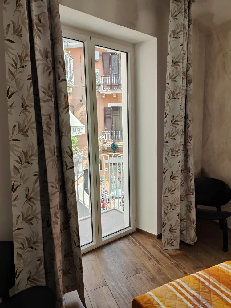 Luxury Berto Home-3