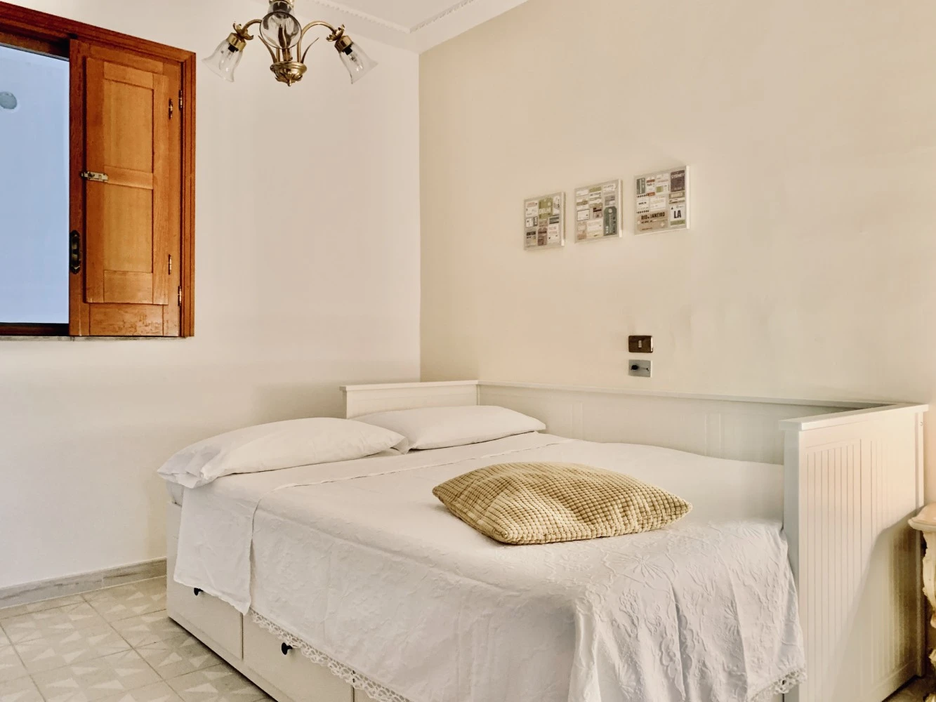Campinola Holiday Home-1