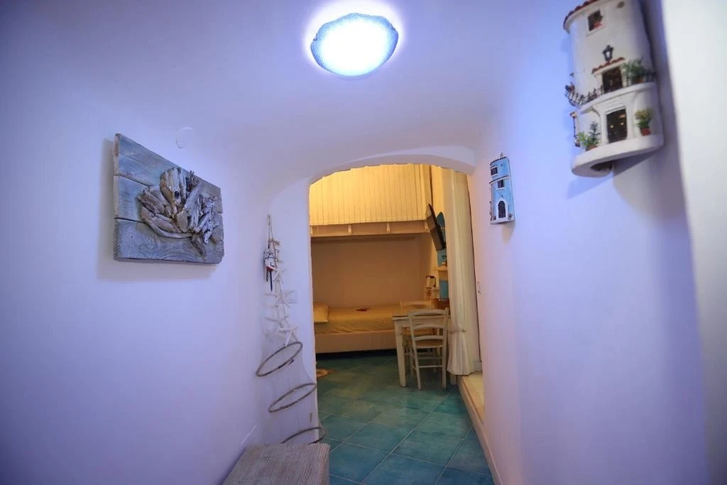 Piazzetta Petrone Apartment-3