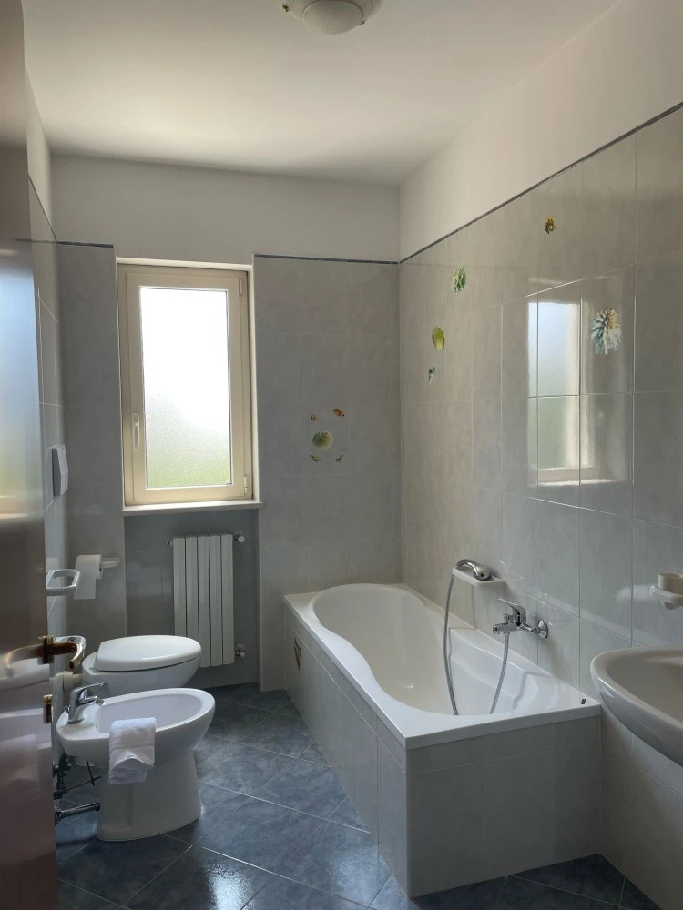 Appartamento A Due  Passi Dal Mare-4